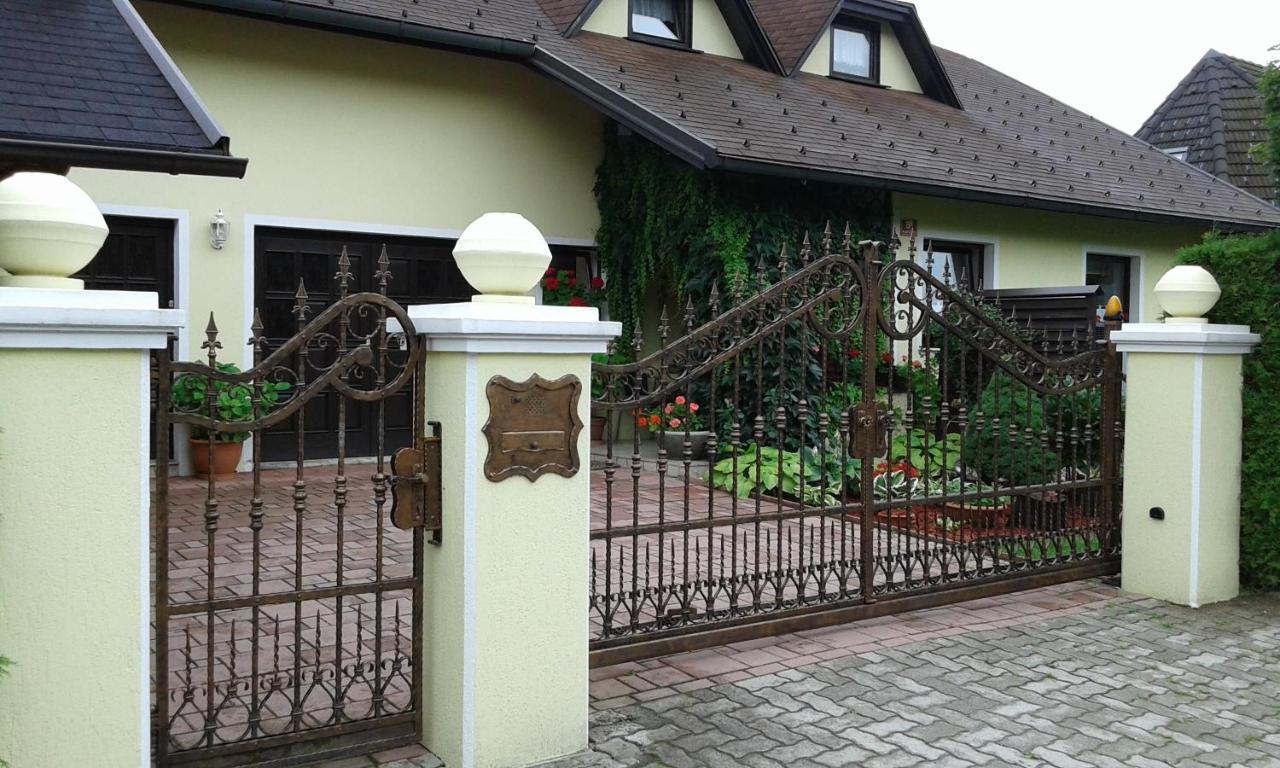 Apartma Golob Zgornja Kungota ภายนอก รูปภาพ